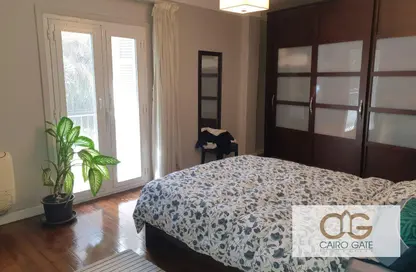 Apartment - 2 Bedrooms - 2 Bathrooms for rent in Hassan Sabri St. - Zamalek - Cairo