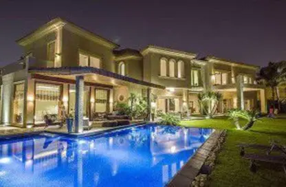 Villa - 6 Bedrooms - 5 Bathrooms for sale in Swan Lake Residence - 5th Settlement Compounds - The 5th Settlement - New Cairo City - Cairo