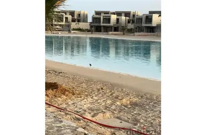 Chalet - 2 Bedrooms - 2 Bathrooms for sale in Azha North - Ras Al Hekma - North Coast