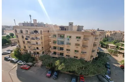 Apartment - 3 Bedrooms - 1 Bathroom for sale in El Banafseg Apartment Buildings - El Banafseg - New Cairo City - Cairo