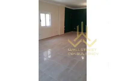 Apartment - 3 Bedrooms - 3 Bathrooms for sale in South Lotus - El Lotus - New Cairo City - Cairo