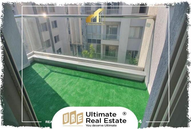 Apartment - 2 Bedrooms - 2 Bathrooms for sale in Galleria Moon Valley - South Investors Area - New Cairo City - Cairo