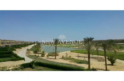 فيلا - 5 غرف نوم - 4 حمامات للبيع في العين باي - العين السخنة - السويس