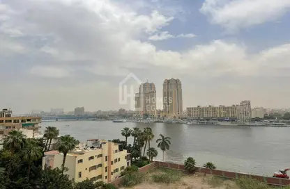 Apartment - 3 Bedrooms - 3 Bathrooms for rent in Mohamed Mazhar St. - Zamalek - Cairo