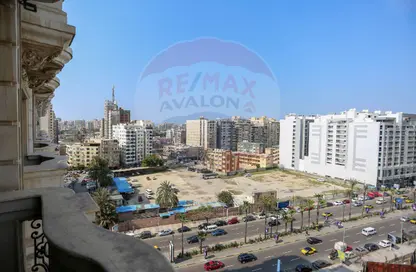 Apartment - 3 Bedrooms - 2 Bathrooms for sale in Mohamed Fawzy Moaz St. - Smouha - Hay Sharq - Alexandria