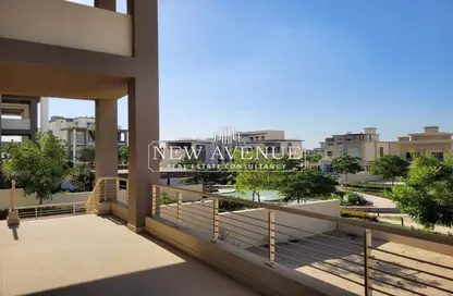 Villa - 5 Bedrooms - 3 Bathrooms for sale in Cairo Festival City - North Investors Area - New Cairo City - Cairo