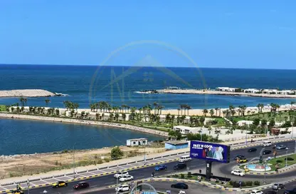 Apartment - 3 Bedrooms - 3 Bathrooms for sale in Mahmoud Al Deeb St. - Zezenia - Hay Sharq - Alexandria