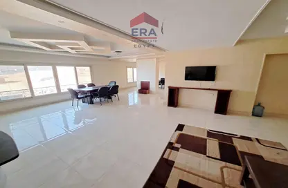 Office Space - Studio - 2 Bathrooms for rent in 50th Street - Zahraa El Maadi - Hay El Maadi - Cairo