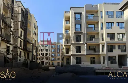 Apartment - 2 Bedrooms - 2 Bathrooms for sale in Hyde Park - 5th Settlement Compounds - The 5th Settlement - New Cairo City - Cairo