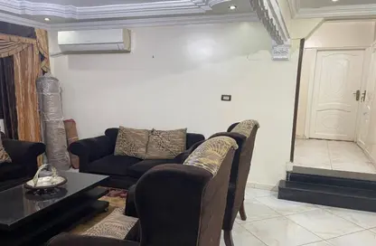 Apartment - 3 Bedrooms - 2 Bathrooms for sale in Nehro St. - Roxy - Heliopolis - Masr El Gedida - Cairo