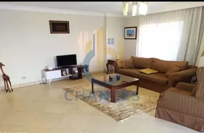 Apartment - 3 Bedrooms - 2 Bathrooms for sale in Street 200 - Degla - Hay El Maadi - Cairo