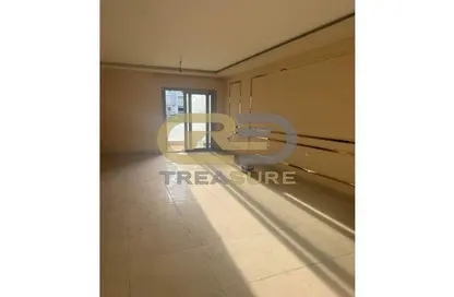 Apartment - 3 Bedrooms - 2 Bathrooms for sale in Galleria Moon Valley - South Investors Area - New Cairo City - Cairo