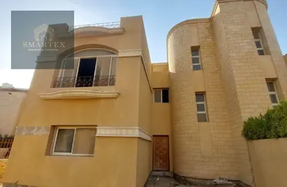 Villa - 4 Bedrooms - 3 Bathrooms for sale in Green Valley - 5th District - Shorouk City - Cairo