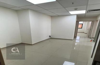 Clinic - Studio - 1 Bathroom for rent in Ganoob El Acadimia - New Cairo City - Cairo