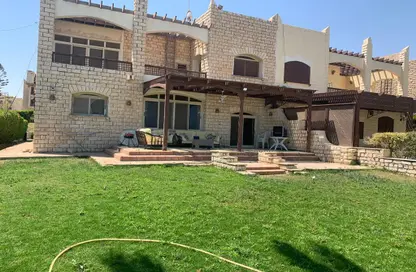 Villa - 5 Bedrooms - 2 Bathrooms for sale in Marina 2 - Marina - Al Alamein - North Coast