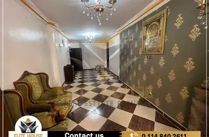 Apartment - 3 Bedrooms - 2 Bathrooms for rent in Shaarawy St. - Laurent - Hay Sharq - Alexandria