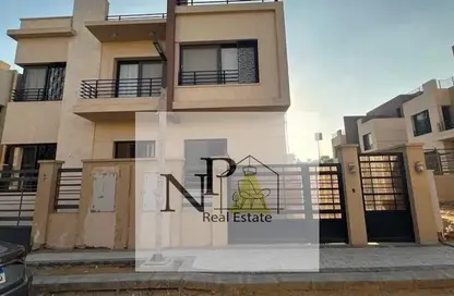 Villa - 4 Bedrooms - 3 Bathrooms for sale in Alma - 2nd District - Sheikh Zayed City - Giza