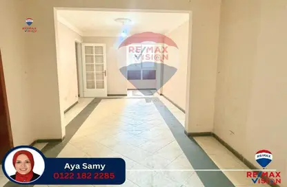 Apartment - 2 Bedrooms - 3 Bathrooms for sale in La Vison St. - Bolkly - Hay Sharq - Alexandria