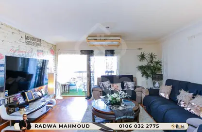 Apartment - 3 Bedrooms - 2 Bathrooms for sale in Abdelhamid Al Abady St. - Roushdy - Hay Sharq - Alexandria