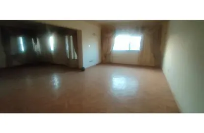 Apartment - 3 Bedrooms - 2 Bathrooms for sale in Omar Ibn Al Khattab St. - Almazah - Heliopolis - Masr El Gedida - Cairo