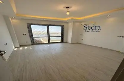 Penthouse - 3 Bedrooms - 3 Bathrooms for sale in El Patio Oro - 5th Settlement Compounds - The 5th Settlement - New Cairo City - Cairo