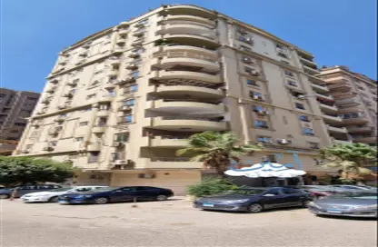 Apartment - 3 Bedrooms - 3 Bathrooms for sale in Makram Ebeid St. - 6th Zone - Nasr City - Cairo