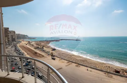 Apartment - 3 Bedrooms - 3 Bathrooms for sale in El Gaish Road - Sidi Beshr - Hay Awal El Montazah - Alexandria