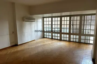 Apartment - 3 Bedrooms - 2 Bathrooms for rent in Bahgat Ali St. (Ebn Al Nabeh) - Zamalek - Cairo