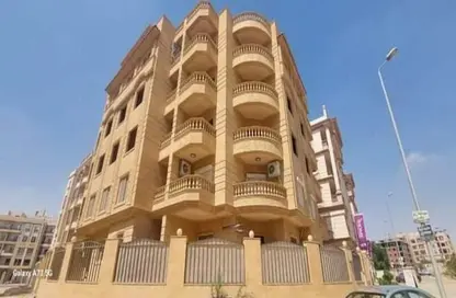 Apartment - 3 Bedrooms - 3 Bathrooms for sale in North Lotus - El Lotus - New Cairo City - Cairo