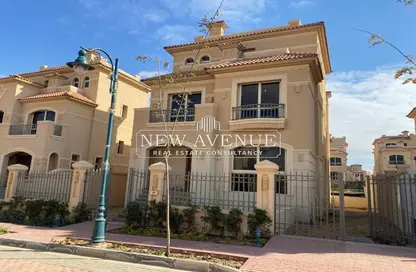 Villa - 3 Bedrooms - 5 Bathrooms for sale in La Vista City - New Capital Compounds - New Capital City - Cairo