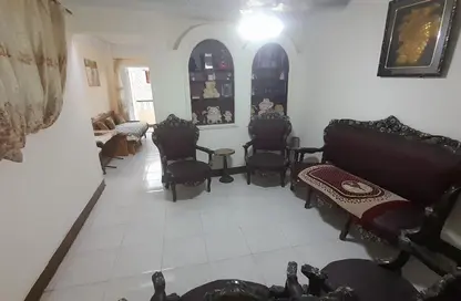 Apartment - 2 Bedrooms - 1 Bathroom for rent in Al Agouza - Giza