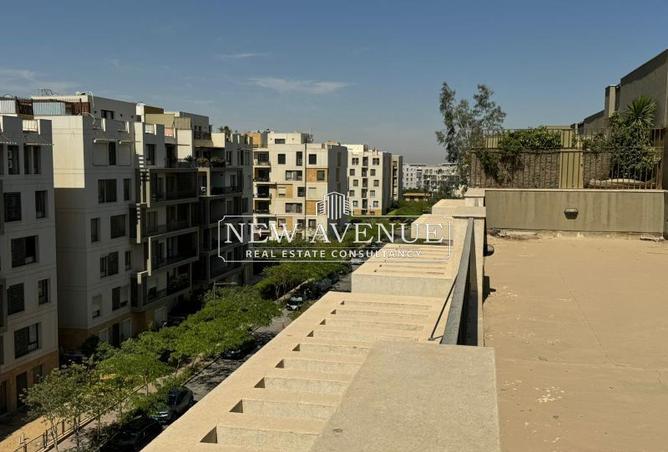 Duplex - 3 Bedrooms - 4 Bathrooms for sale in Eastown - 5th Settlement Compounds - The 5th Settlement - New Cairo City - Cairo