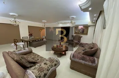 Apartment - 3 Bedrooms - 3 Bathrooms for rent in Al Narges 1 - Al Narges - New Cairo City - Cairo