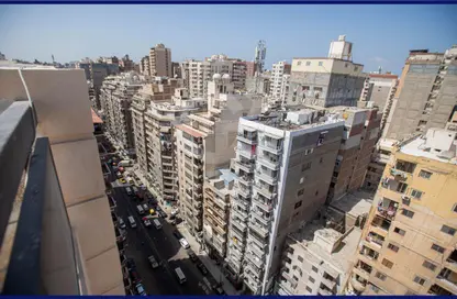 Apartment - 4 Bedrooms - 4 Bathrooms for sale in Gamal Abdel Nasser St. - El Mandara - Hay Than El Montazah - Alexandria