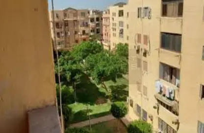 Apartment - 2 Bedrooms - 1 Bathroom for sale in 1st District - Sheikh Zayed City - Giza