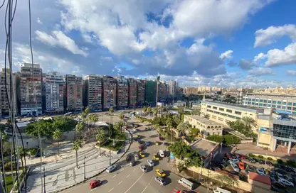 شقة - 3 غرف نوم - 2 حمامات للبيع في ميدان سموحة - سموحة - حي شرق - الاسكندرية