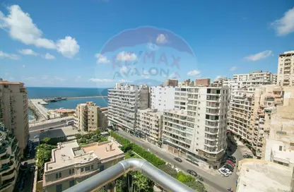 Duplex - 5 Bedrooms - 4 Bathrooms for sale in Abdel Salam Aref St. - Laurent - Hay Sharq - Alexandria