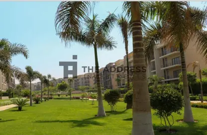 Apartment - 1 Bedroom - 2 Bathrooms for sale in Fifth Square - The 5th Settlement - New Cairo City - Cairo