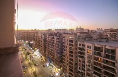 Apartment - 3 Bedrooms - 2 Bathrooms for sale in Mohamed Fawzy Moaz St. - Smouha - Hay Sharq - Alexandria