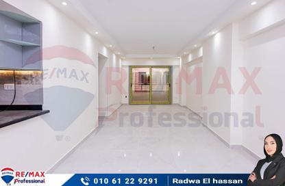 Apartment - 2 Bedrooms - 1 Bathroom for sale in 14th of May Bridge - Smouha - Hay Sharq - Alexandria