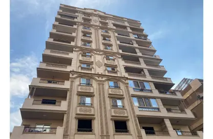 Apartment - 4 Bedrooms - 3 Bathrooms for sale in Mostafa Al Nahas St. - 6th Zone - Nasr City - Cairo