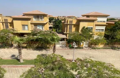 Twin House - 4 Bedrooms - 5 Bathrooms for sale in Jeera - 13th District - Sheikh Zayed City - Giza