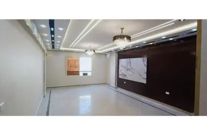 Apartment - 3 Bedrooms - 2 Bathrooms for sale in Gate 1 - Khofo - Hadayek El Ahram - Giza