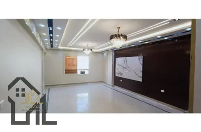 Apartment - 3 Bedrooms - 2 Bathrooms for sale in Gate 1 - Khofo - Hadayek El Ahram - Giza