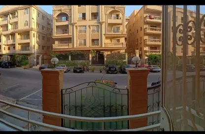 Apartment - 3 Bedrooms - 2 Bathrooms for sale in El Narges Buildings - Al Narges - New Cairo City - Cairo