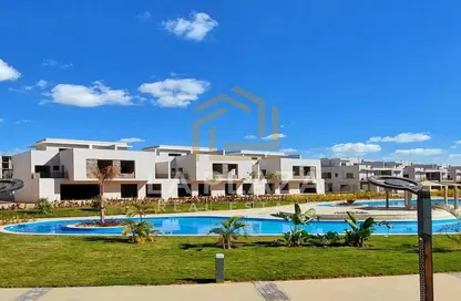 Villa - 3 Bedrooms - 3 Bathrooms for sale in Sun Capital - Fayoum Desert road - 6 October City - Giza