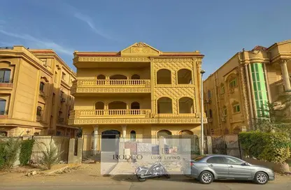 Villa for rent in Al Shouyfat - 5th Settlement Compounds - The 5th Settlement - New Cairo City - Cairo