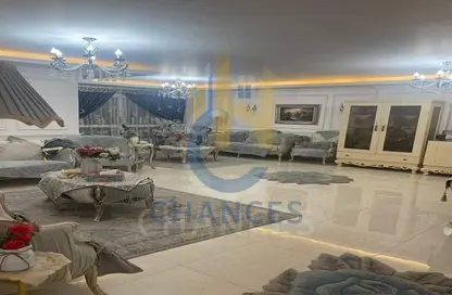 Apartment - 3 Bedrooms - 3 Bathrooms for sale in Tijan - Zahraa El Maadi - Hay El Maadi - Cairo