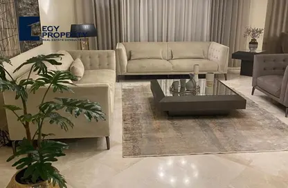 Apartment - 3 Bedrooms - 1 Bathroom for sale in Uptown Cairo Road - Al Abageyah - El Khalifa - Cairo