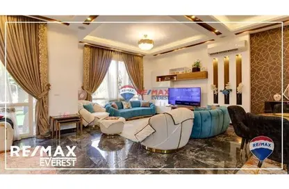 Twin House - 3 Bedrooms - 4 Bathrooms for rent in New Giza - Cairo Alexandria Desert Road - 6 October City - Giza